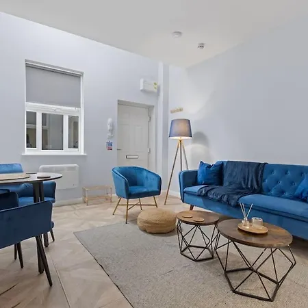 Modern Apartment Off-Road Parking-Twin Room Suite 4 Nottingham Exterior photo